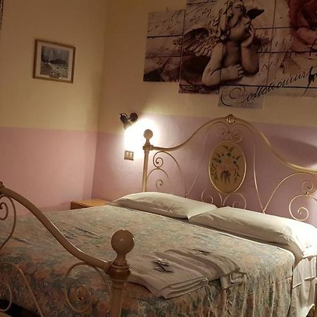 Piccadilly Hotel Sant'Andrea Bagni ภายนอก รูปภาพ