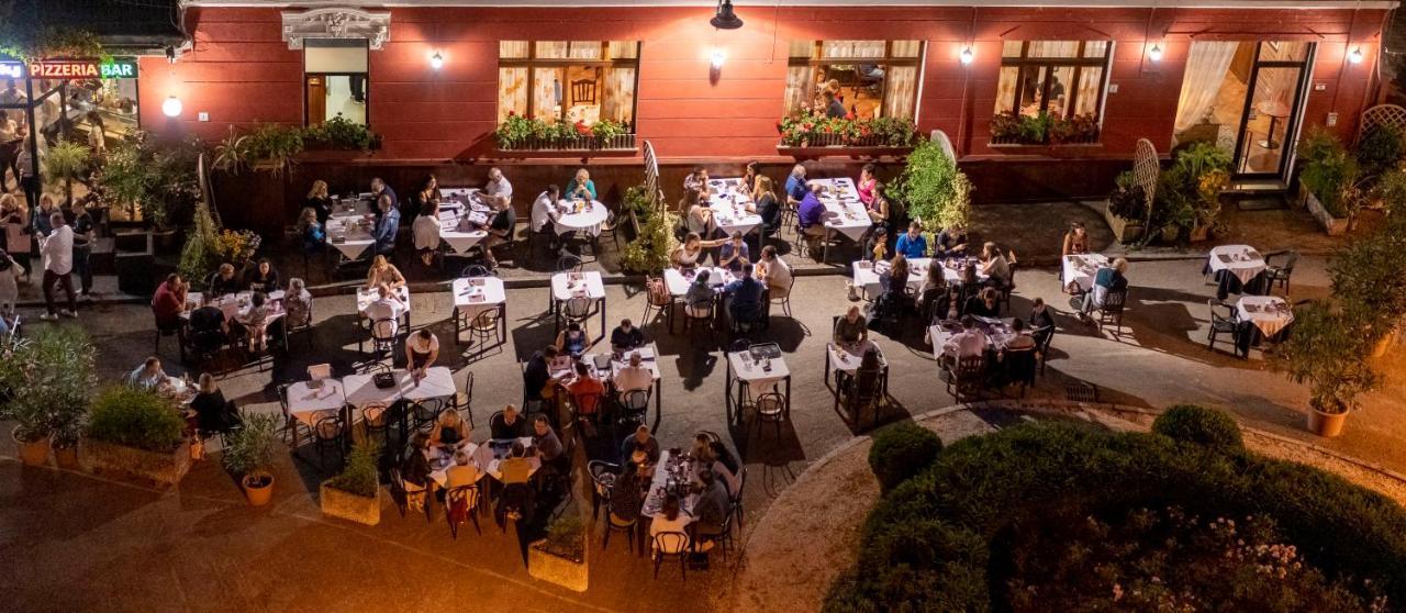 Piccadilly Hotel Sant'Andrea Bagni ภายนอก รูปภาพ