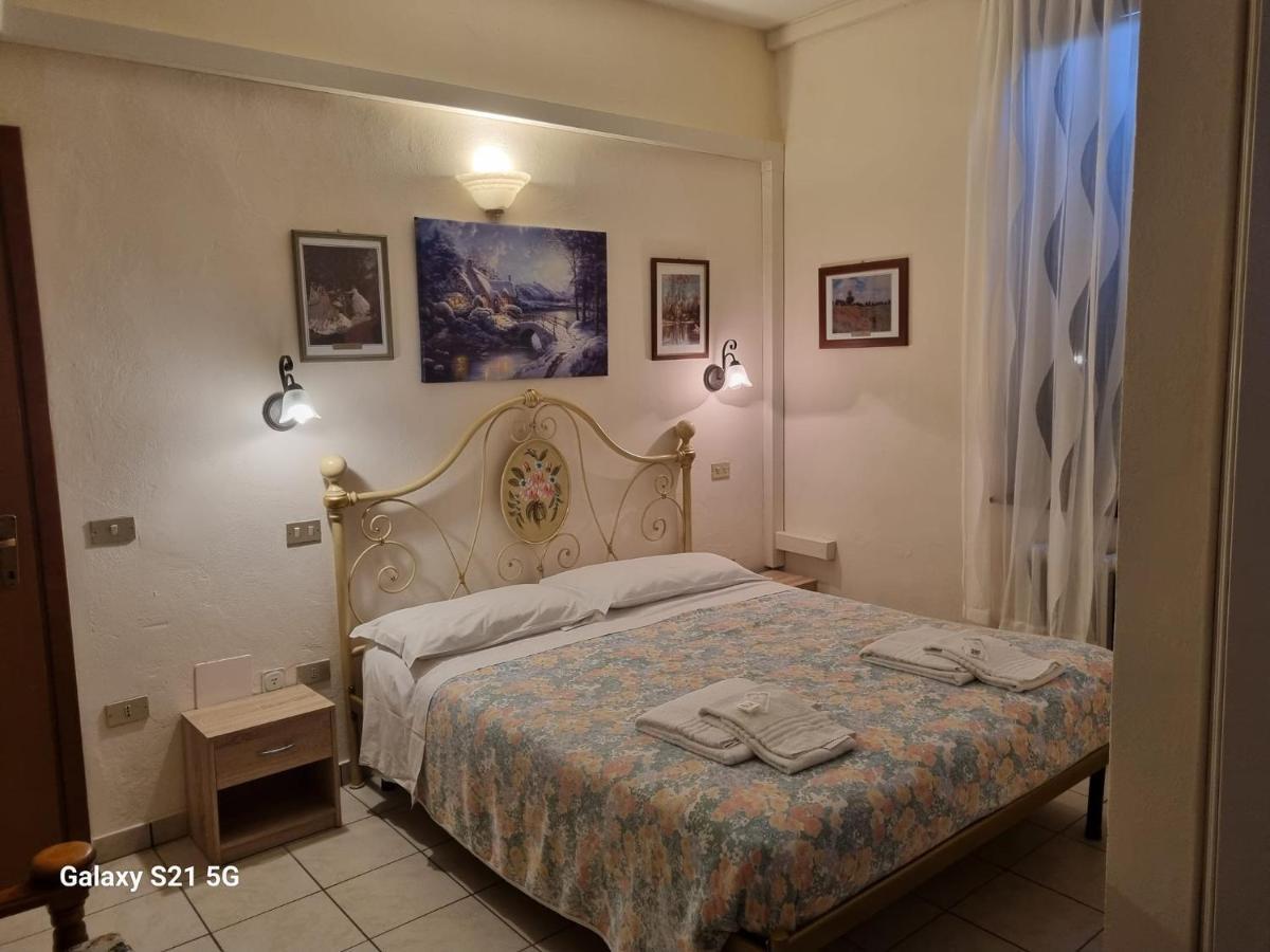 Piccadilly Hotel Sant'Andrea Bagni ภายนอก รูปภาพ